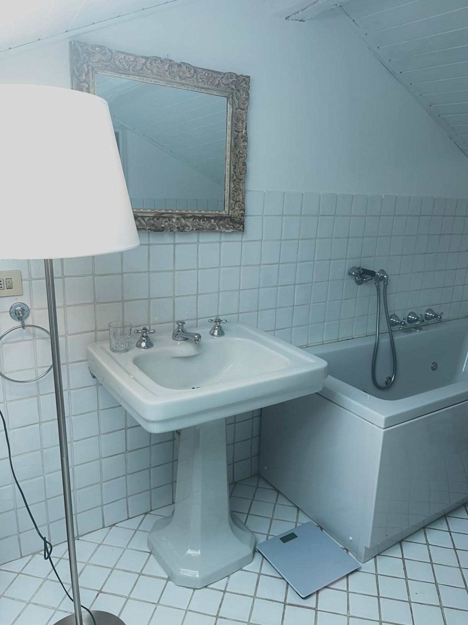 Bellagio Retreat - Cozy Apartment In San Giovanni Eksteriør billede